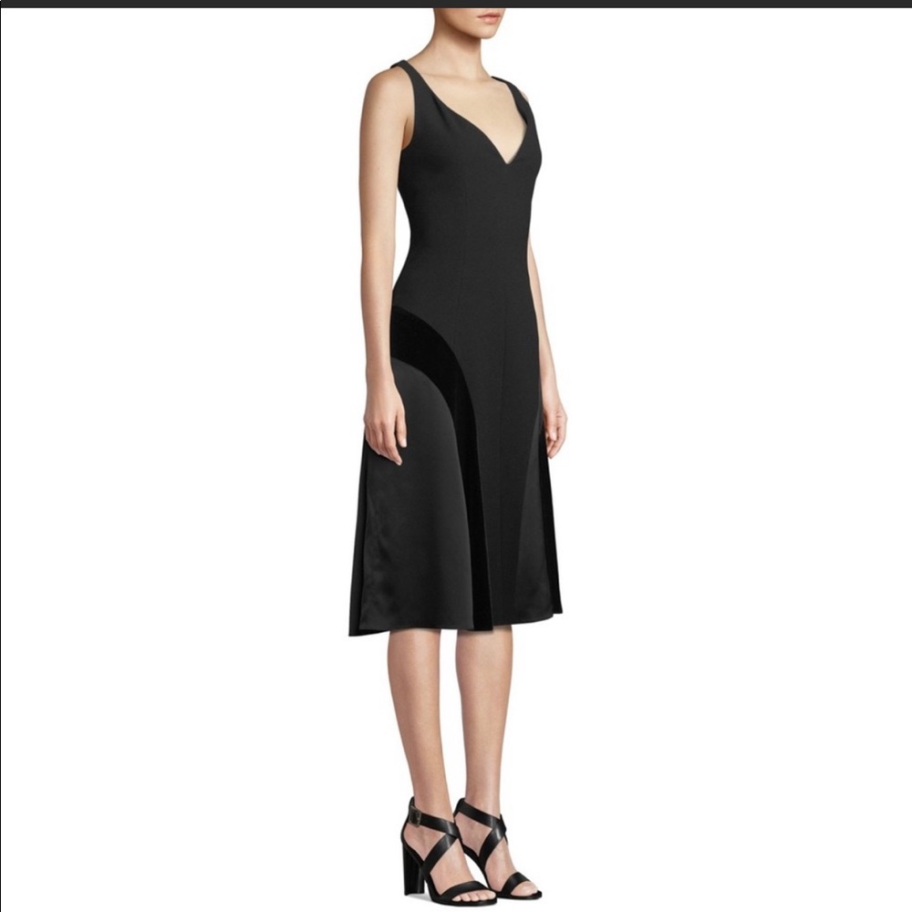 NEW Elie Tahari New With Tags black cocktail dress.